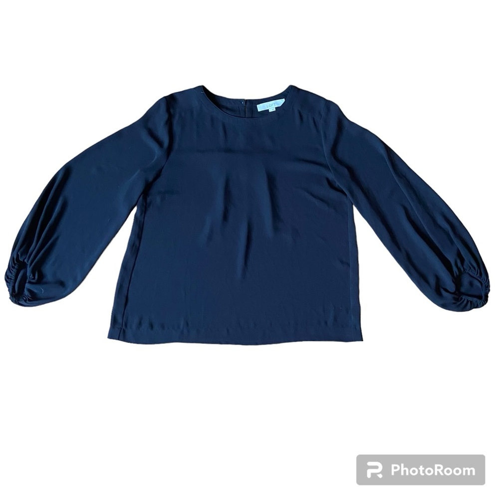 LOFT woman’s black blouse